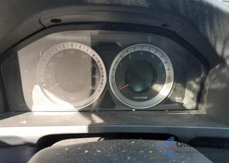 2012 Volvo S60 T6 from USA, damaged, VIN YV1902FH3C2042407